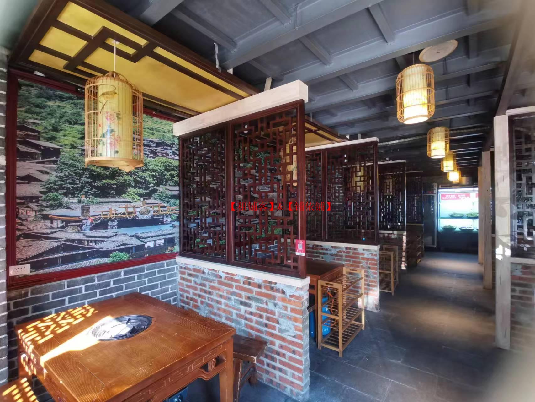 观山湖区中铁逸都餐饮店转让，10年老店